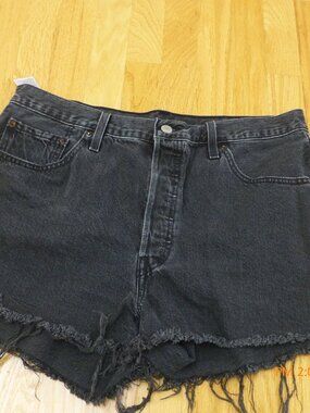 Levis Premium 501 Shorts Women's Size 34 Black Denim Button Fly Frayed Cutoff